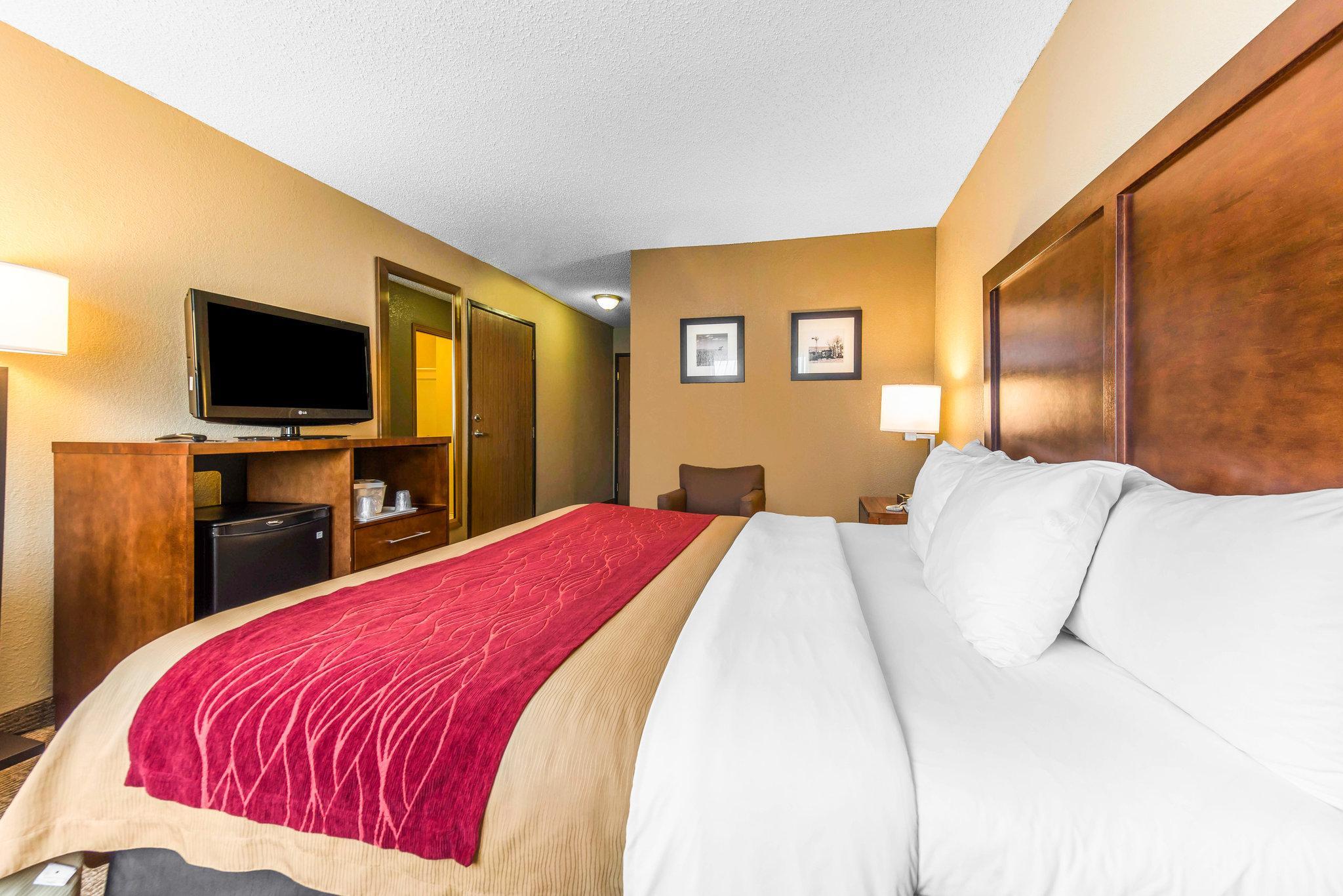 Comfort Inn & Suites Hays I-70 Exteriér fotografie