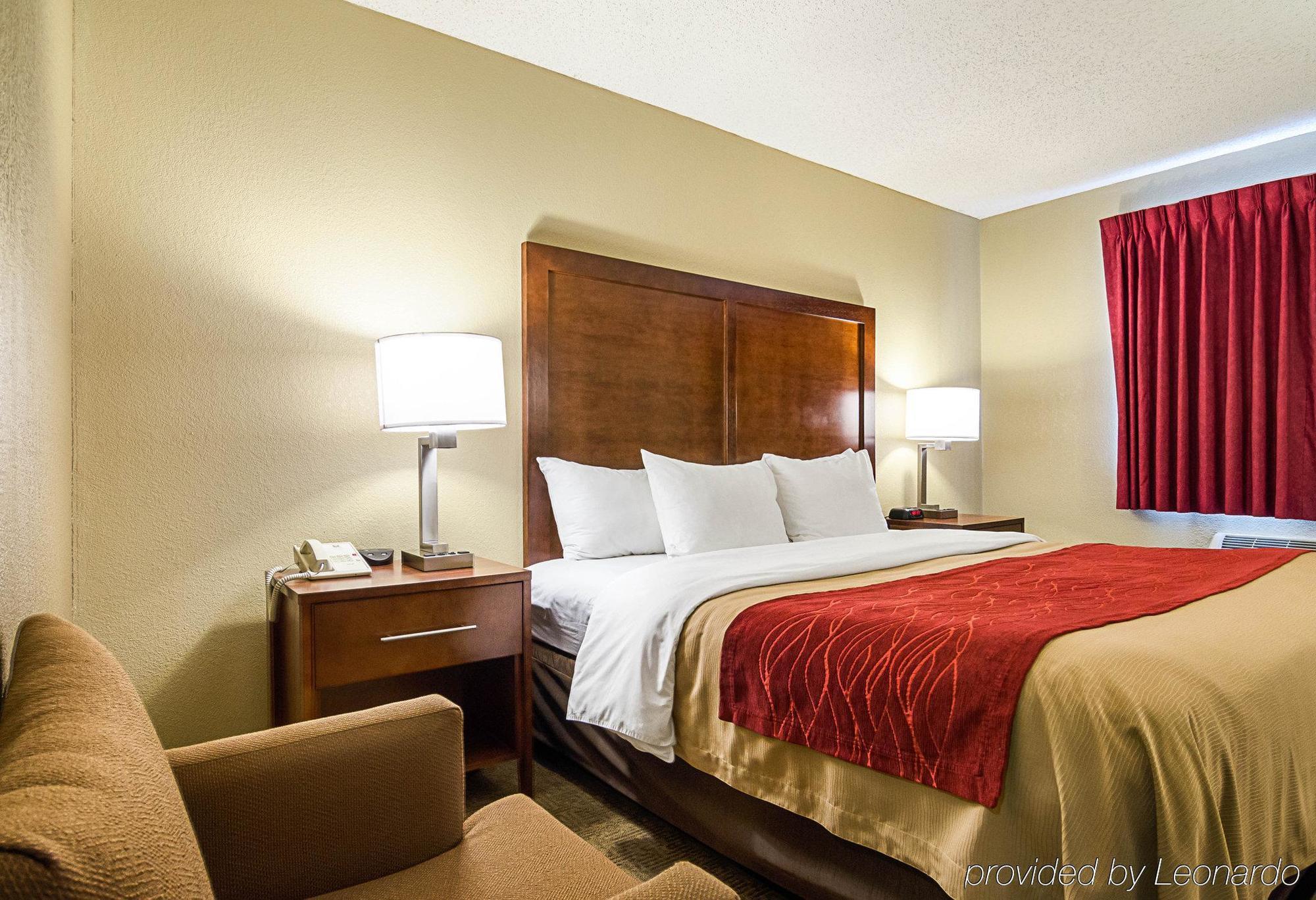 Comfort Inn & Suites Hays I-70 Exteriér fotografie